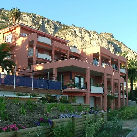Au Chateau Vallaya Apartman
